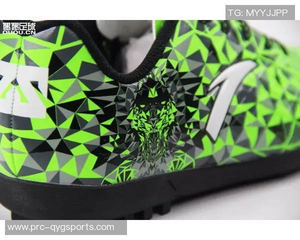 探索足球鞋CT的创新设计与性能提升助力球场表现